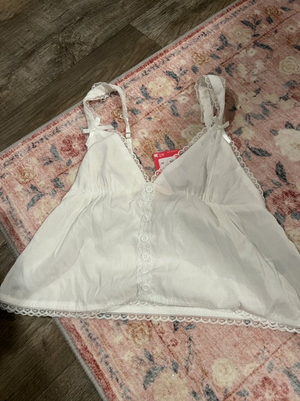 NWT Ediktedβ small white tank top